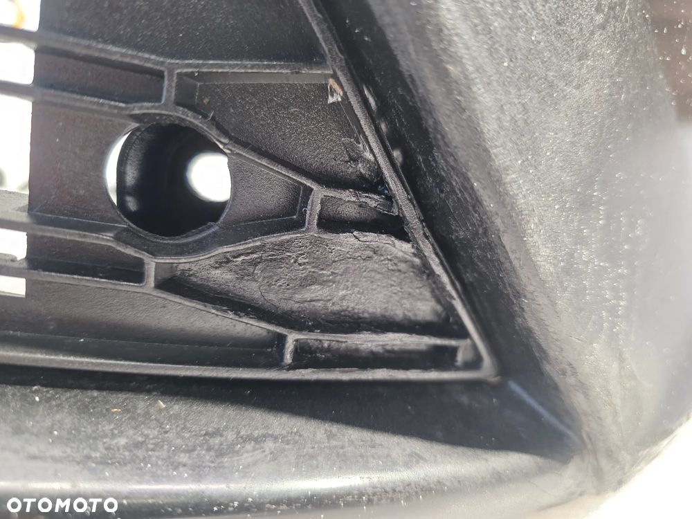 SEAT LEON 3 III 5F0 12- FR ZDERZAK PRZEDNI PRZÓD NA SPRYSKI + 4xPDC ORAZ KRATKA ŚRODKOWA NR 5F0807221M + 5F0853667A NR AUKCJI NZ2266 - 25