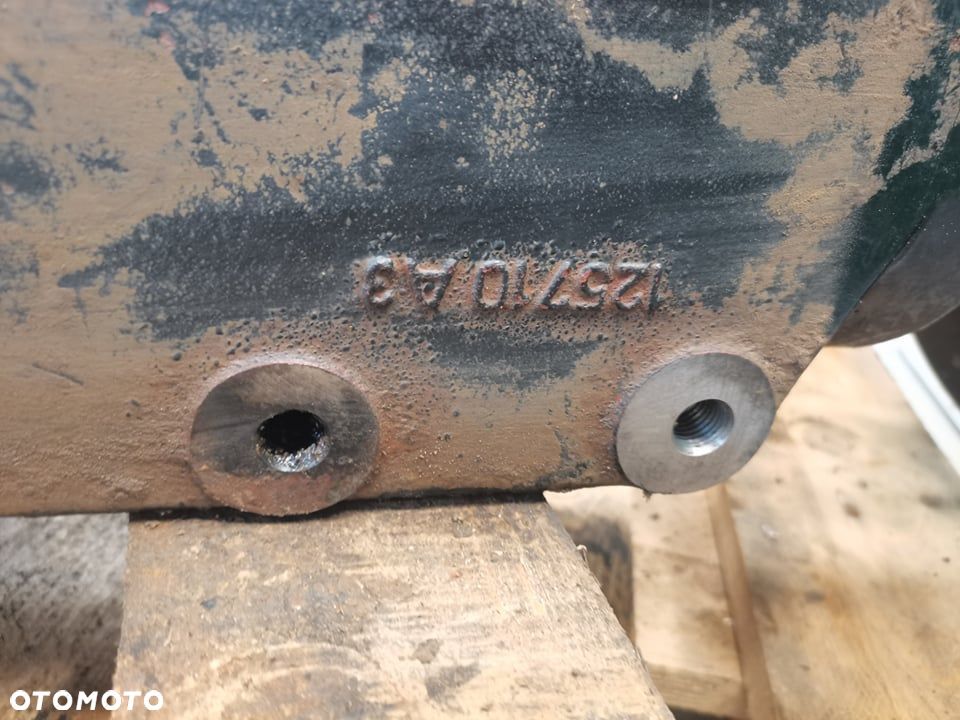 Case IH 5150 Układ planetarny {125708A3 prawa} - 4