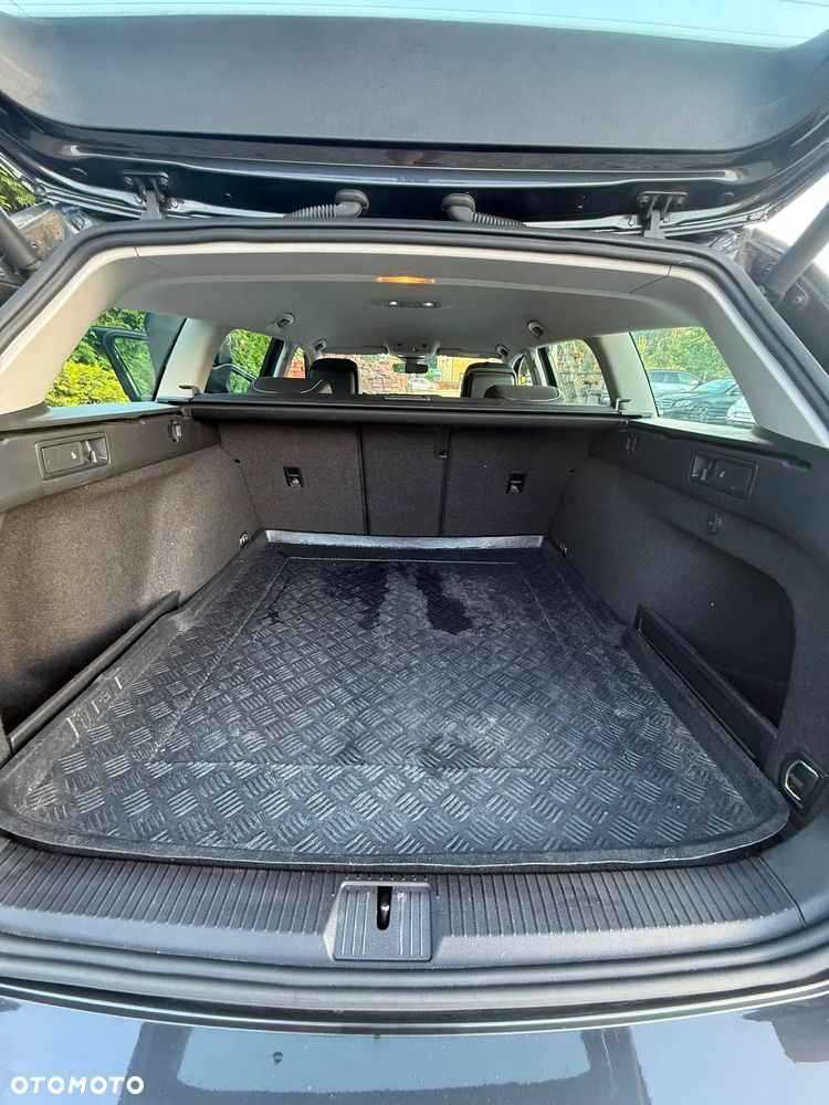 Volkswagen Passat 2.0 TDI BMT SCR 4Mot Highline DSG7 - 33