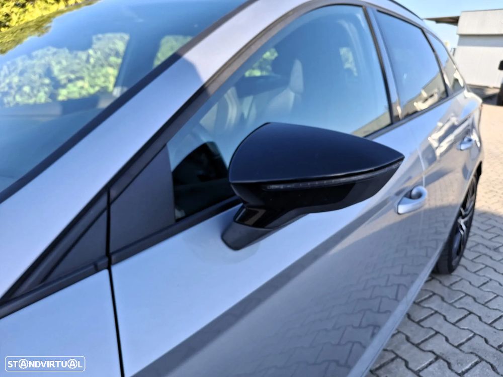 SEAT Leon ST 2.0 TSI Cupra 4Drive DSG S/S - 9