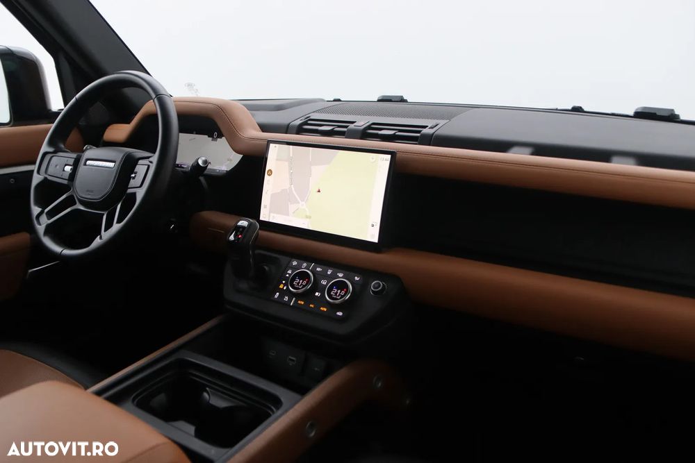 Land Rover Defender 110 3.0 P400 MHEV X - 9