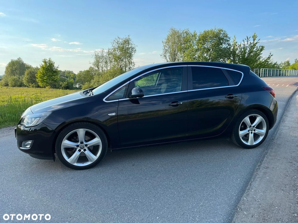 Opel Astra 1.6 Turbo Sport - 3