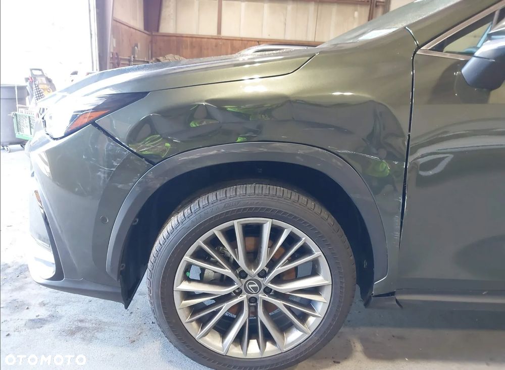 Lexus NX - 8