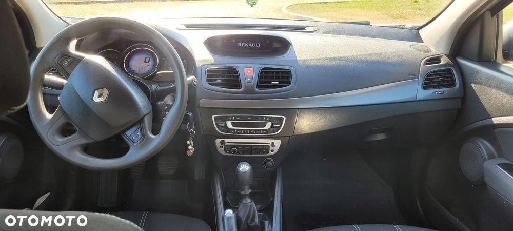 Renault Fluence 1.5 dCi Life - 9