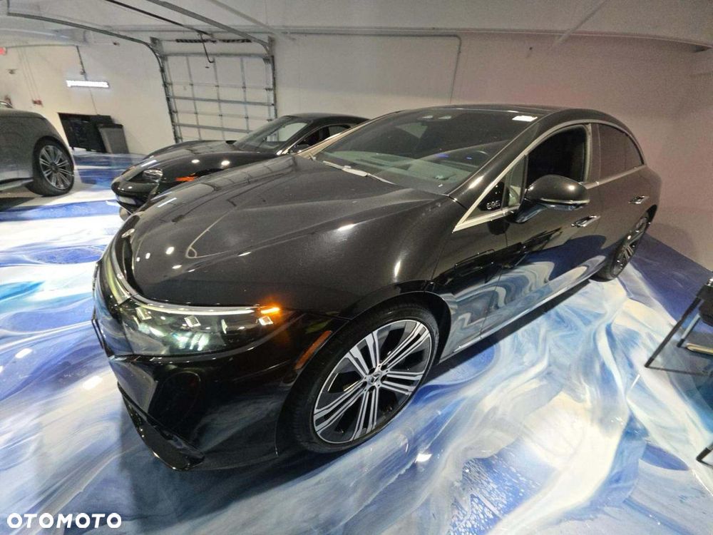 Mercedes-Benz EQS