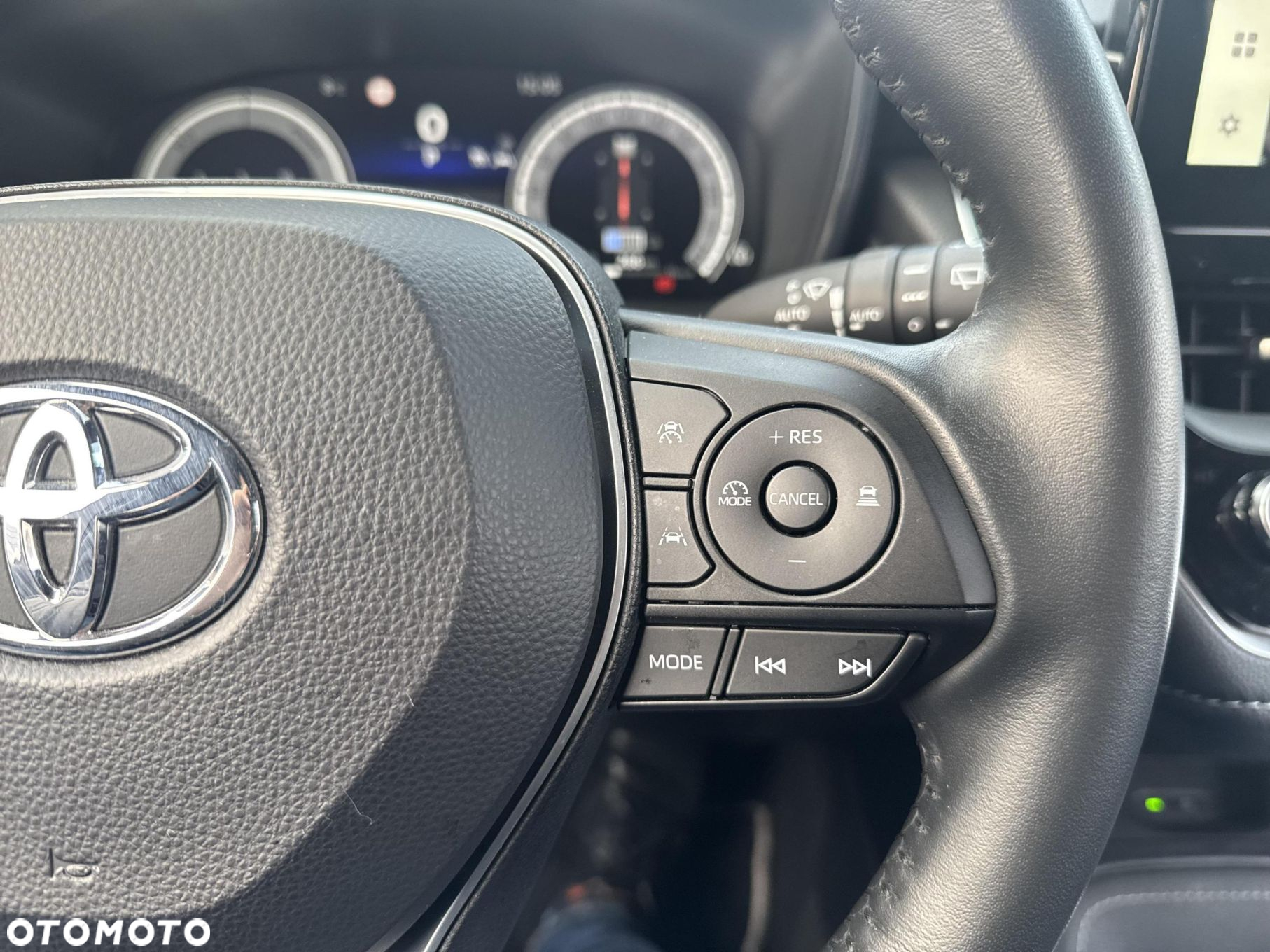 Toyota Corolla - 16