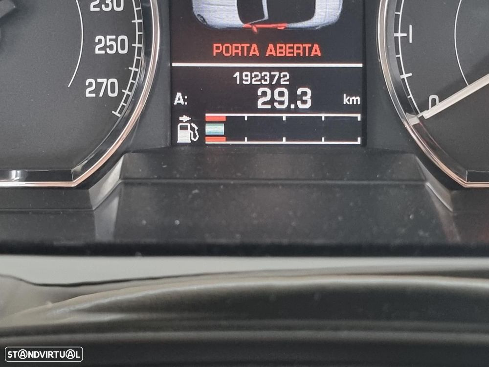 Jaguar XK 4.2 V8 - 7