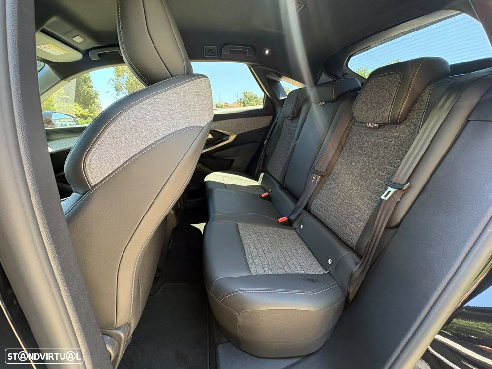 Peugeot 3008 1.2 Hybrid Active Pack e-DCS6 - 39