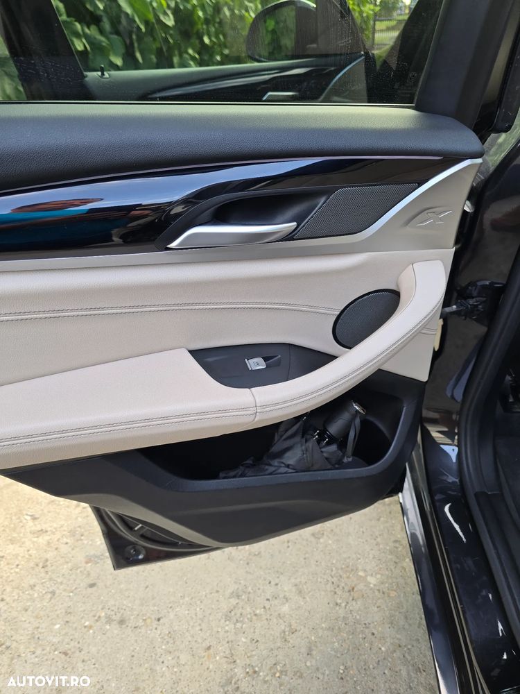 BMW X3 xDrive30e AT PHEV - 17
