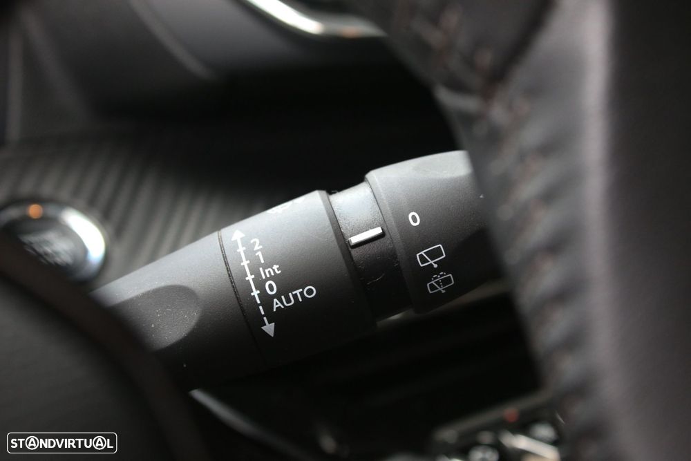 Peugeot e-208 50 kWh Active Pack - 32