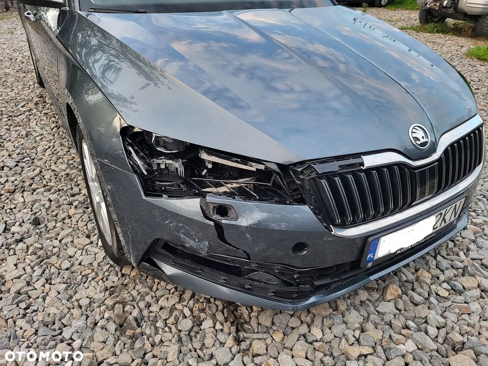 Skoda Superb 1.5 TSI Ambition DSG - 32