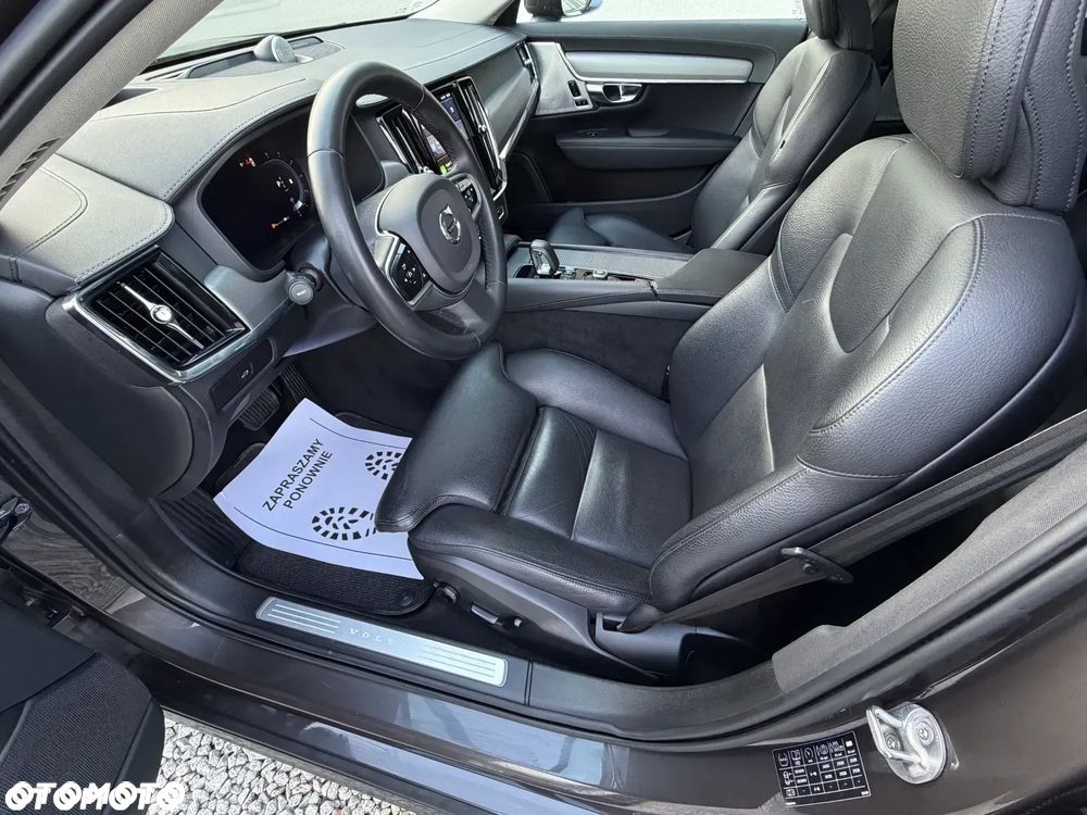 Volvo V90 Cross Country B5 D AWD Ultimate - 25