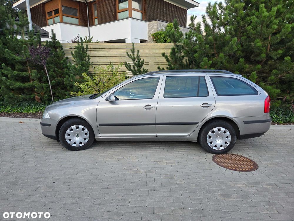 Skoda Octavia - 2