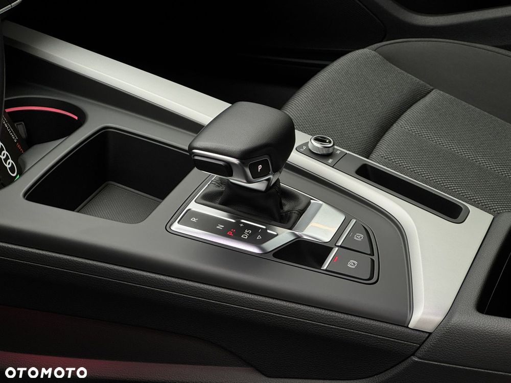 Audi A4 Avant 35 TFSI mHEV S tronic - 11