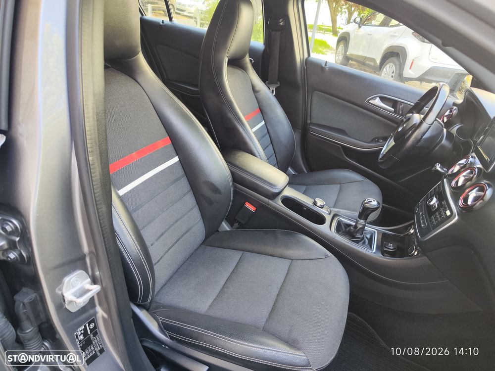 Mercedes-Benz A 180 d Urban - 13