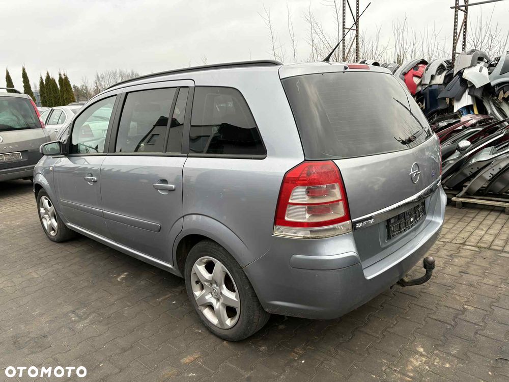 OPEL ZAFIRA - 4