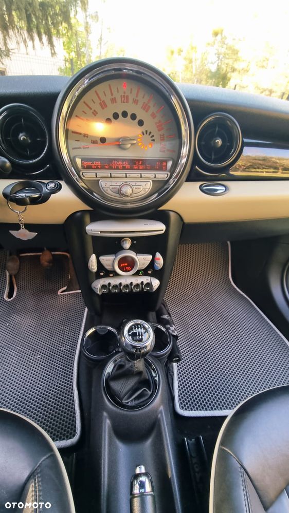 MINI Cooper D - 22