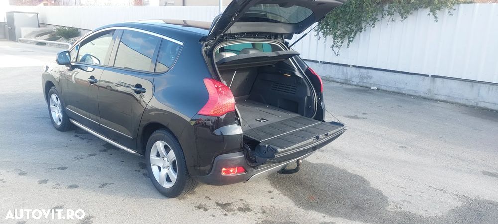 Peugeot 3008 HYbrid4 88g - 4