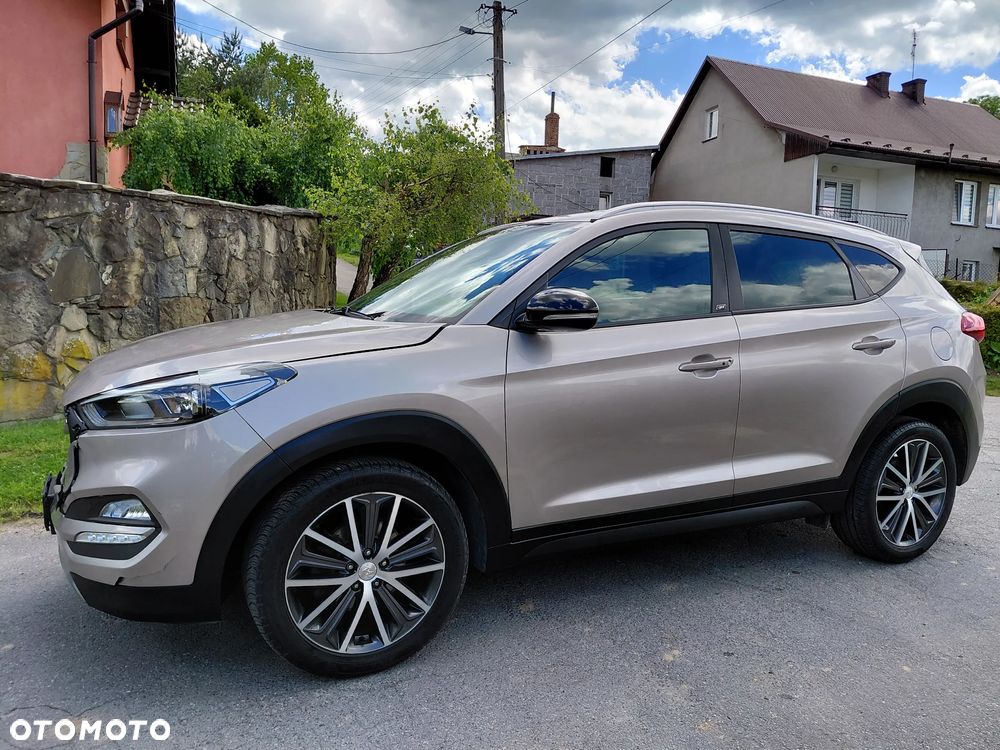 Hyundai Tucson 1.7 CRDI BlueDrive GO 2WD - 7