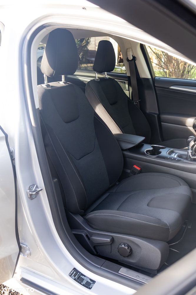 Ford Mondeo 1.5 EcoBoost Titanium - 21