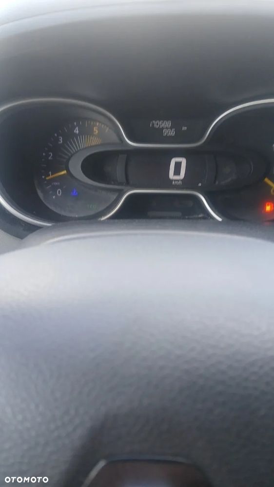 Renault Trafic - 12
