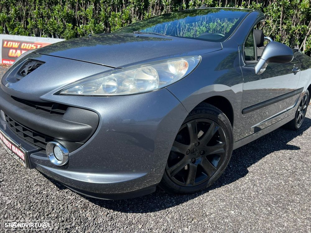 Peugeot 207 CC 1.6 HDi FAP Sport - 24
