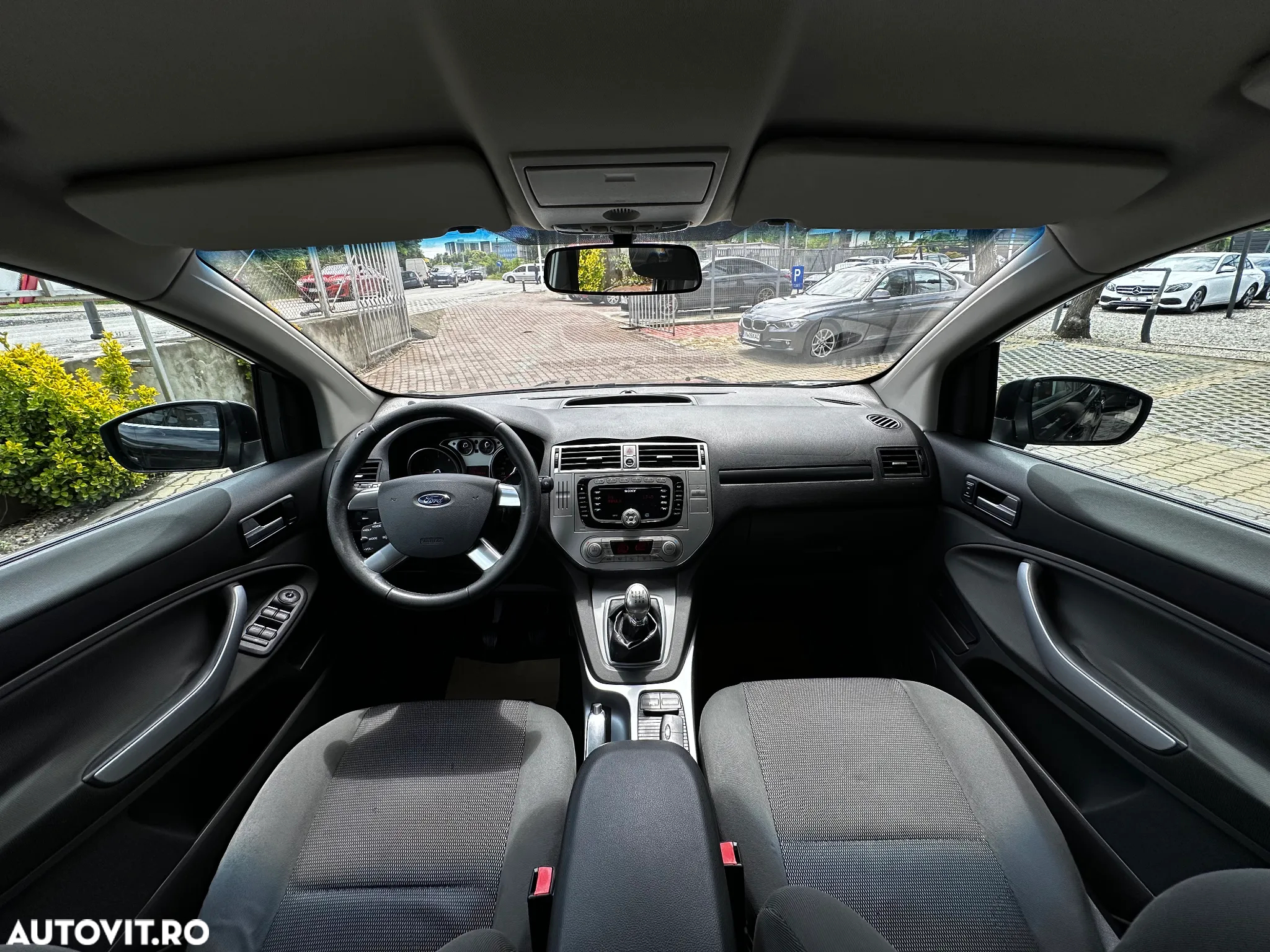 Ford Kuga 2.0 TDCi 2WD Trend - 19