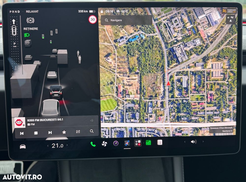 Tesla Model 3 - 8