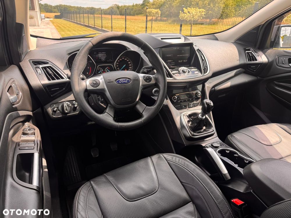 Ford Kuga - 22