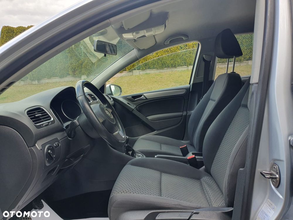 Volkswagen Golf 1.6 Comfortline - 15