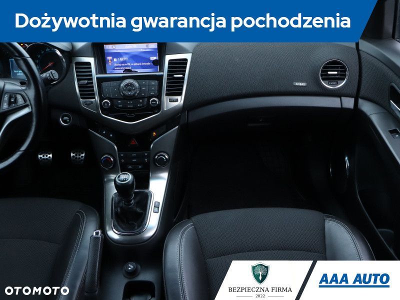 Chevrolet Cruze - 10