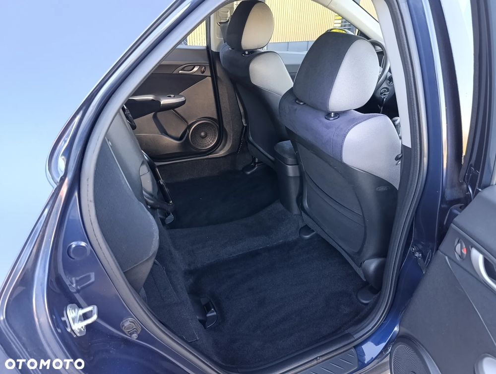 Honda Civic 1.4 i-VTEC - 12