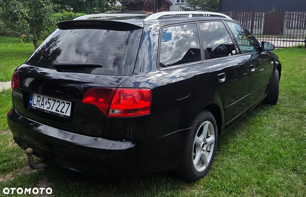 Audi A4 Avant 2.0 TDI DPF - 8