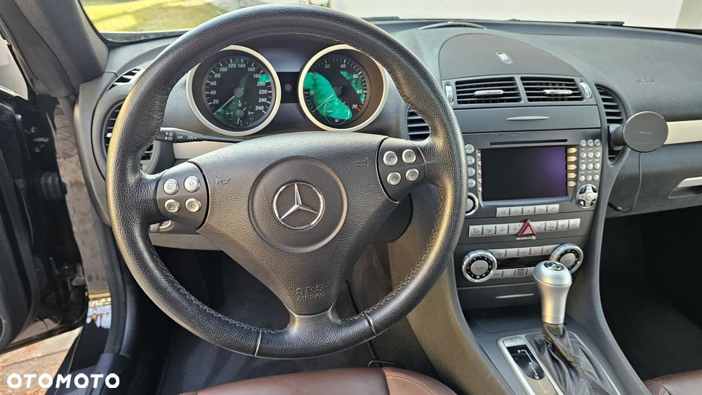 Mercedes-Benz SLK - 12