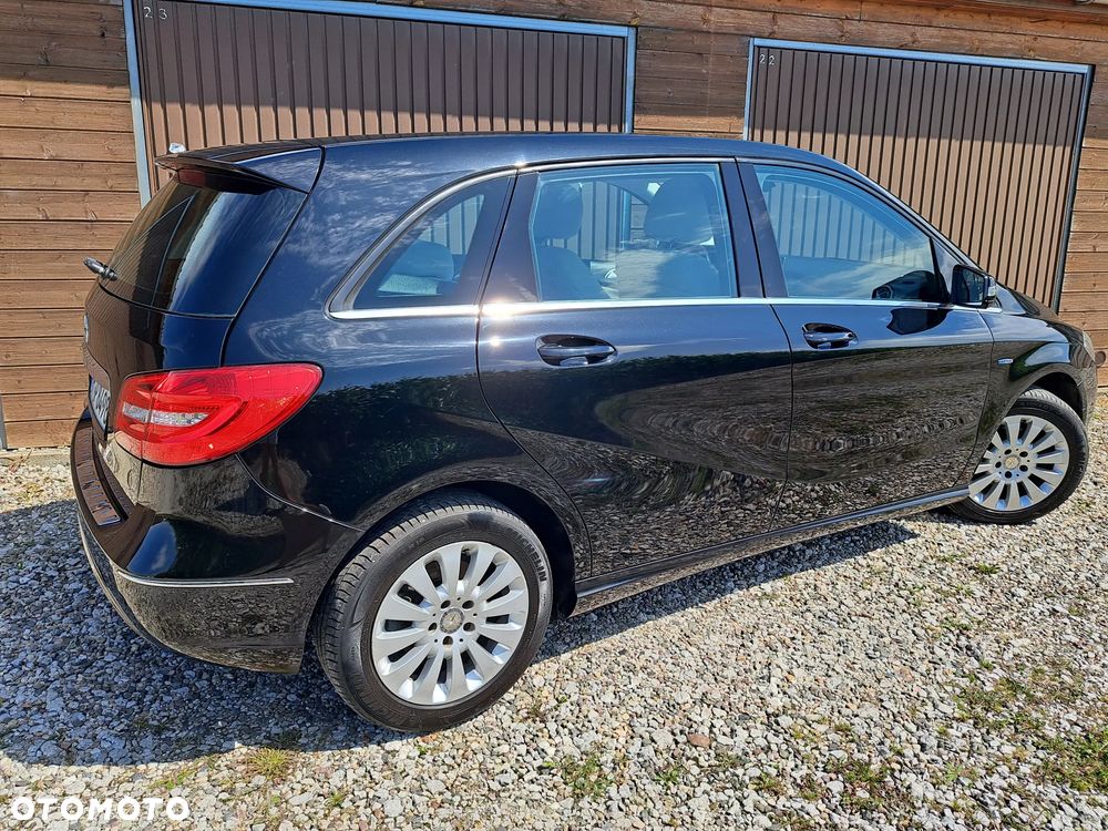 Mercedes-Benz Klasa B 180 (BlueEFFICIENCY) - 17