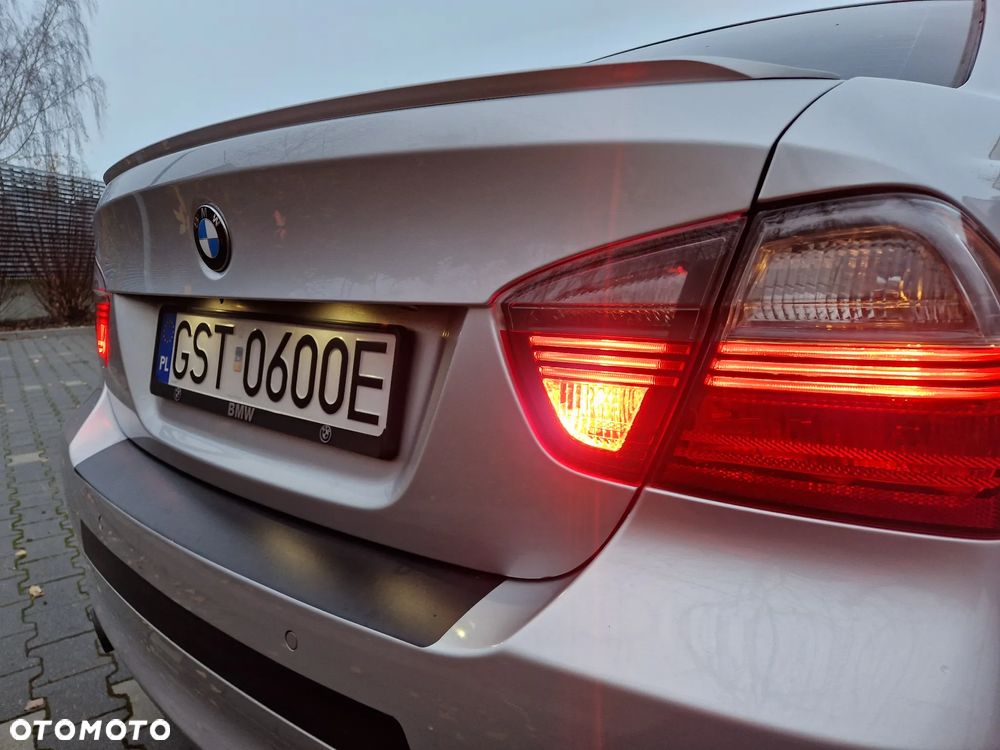 BMW Seria 3 318i Edition Sport - 14