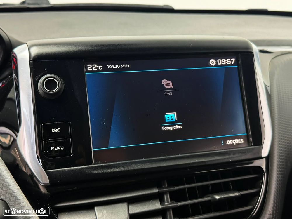 Peugeot 2008 1.2 PureTech Style - 20