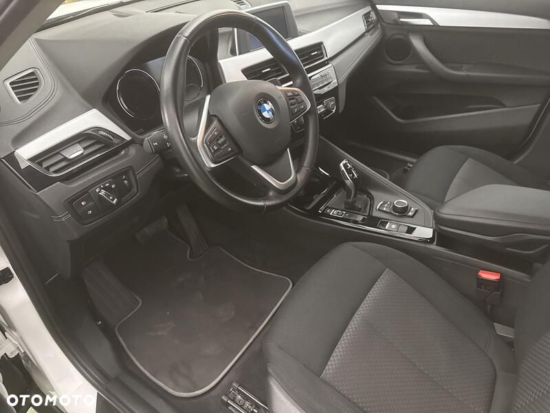 BMW X2 sDrive18i - 10
