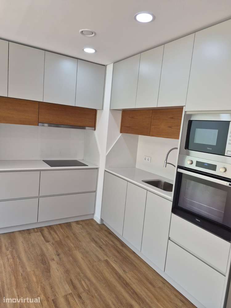 Apartamento, 74 m², Bougado (São Martinho e Santiago) - Grande imagem: 2/22
