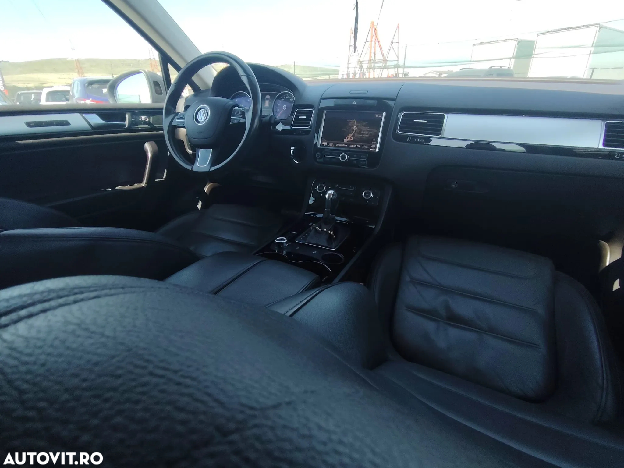 Volkswagen Touareg 3.0 V6 TDI BMT - 7