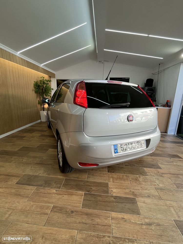 Fiat Punto 1.2 Lounge S&S - 40
