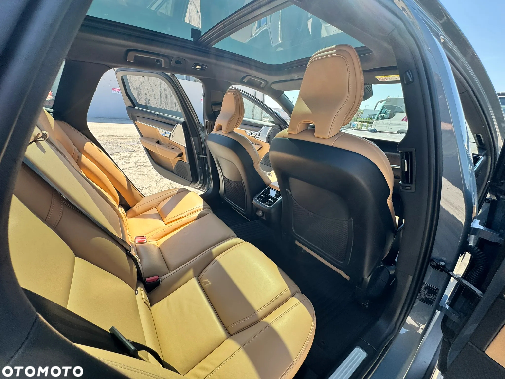 Volvo V90 Cross Country D5 AWD Pro - 20