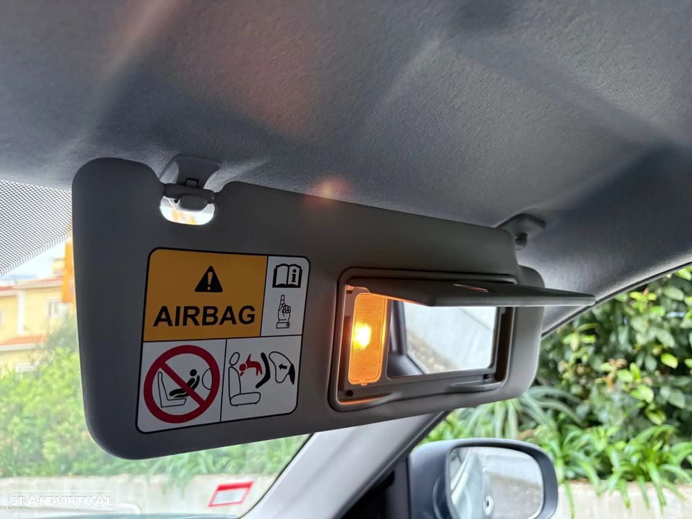 Suzuki Vitara 1.5L AGS GLX Strong Hybrid - 52