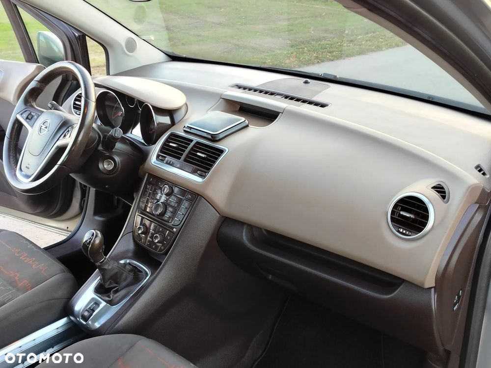 Seat Ibiza 1.4 16V Style Viva - 16