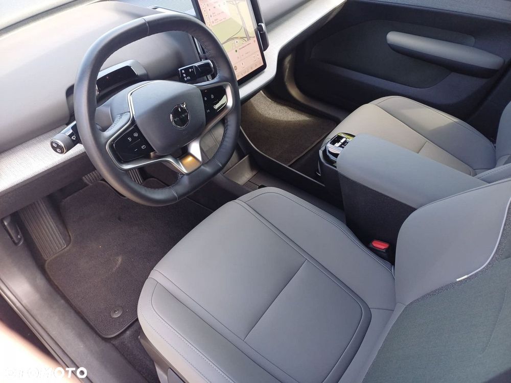 Volvo EX30 - 10