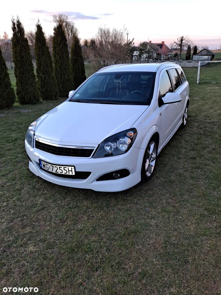 Opel Astra 1.9 CDTI DPF Cosmo - 3
