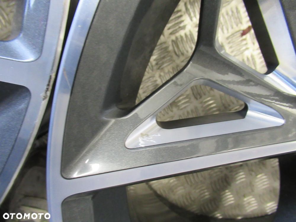 Felgi Audi Q8 SQ8 RS Q8 RS6 RS7 10Jx22 et21 5x112 4M8 CZUJNIKI - 12