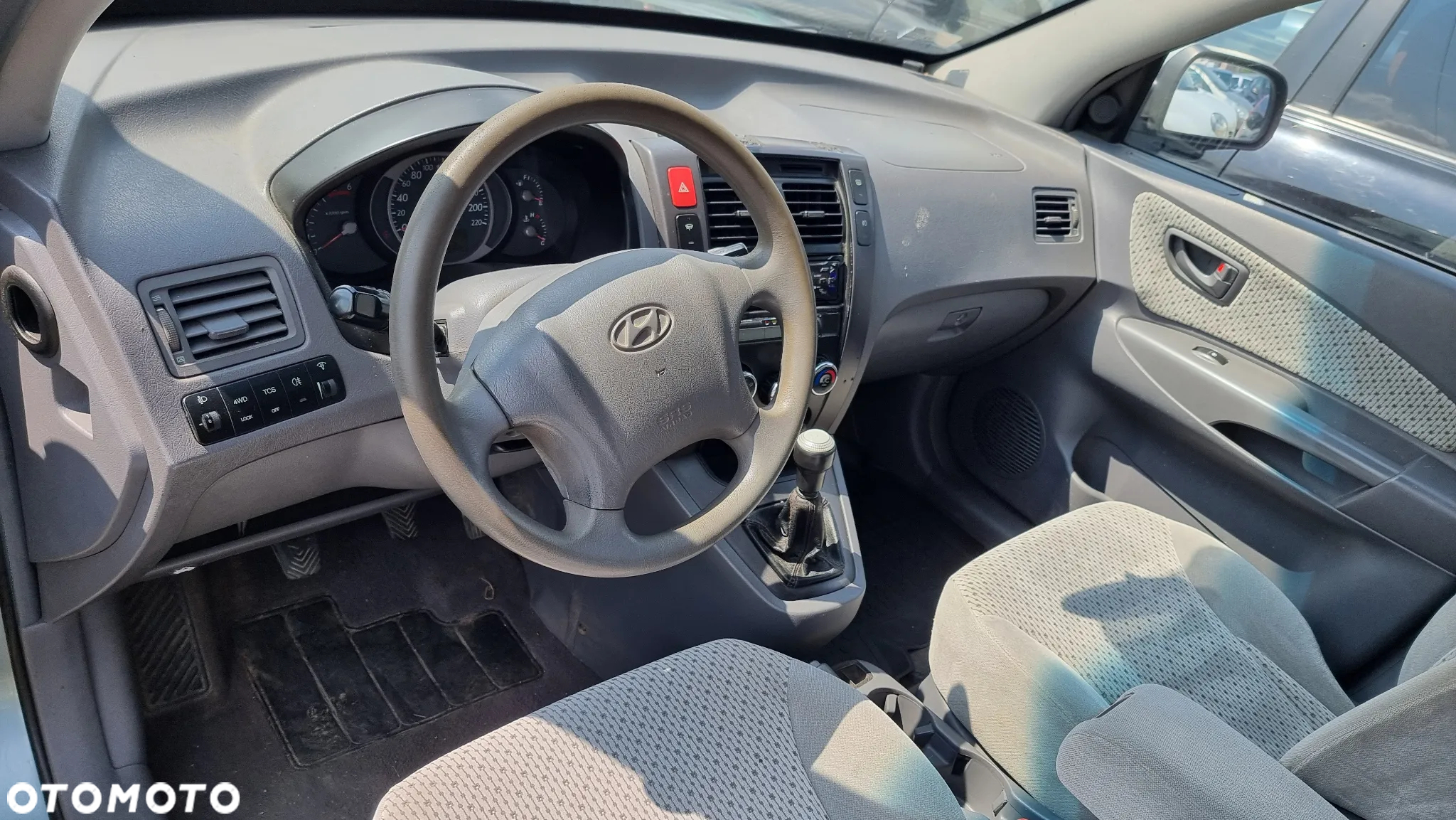 Hyundai Tucson 2.0 CRDi Active - 10