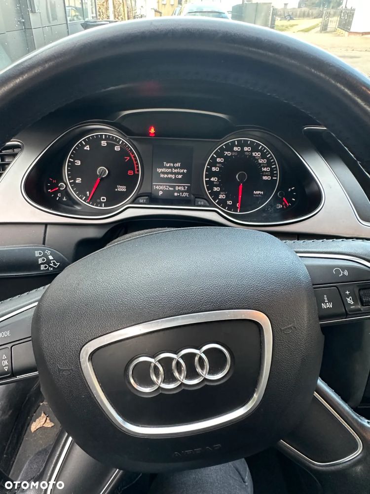 Audi A4 Limousine - 11