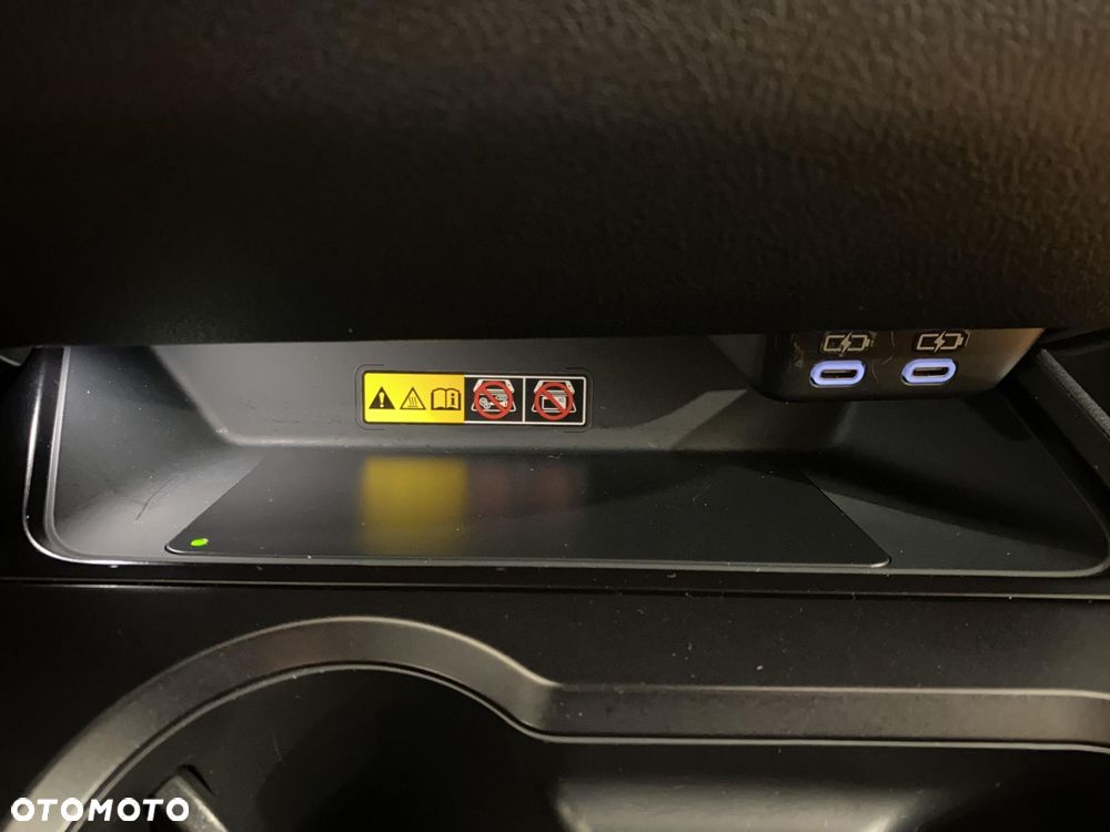 Lexus UX 250h GPF F Sport Design 2WD - 18